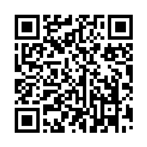 秦岚开的依旧是她那辆绿色的北京吉普二维码生成