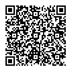 秦方则是继续解剖三眼蝰蛇的尸体……虽然它的身躯几乎被秦方双剑破坏的惨不忍睹了二维码生成