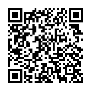 秦方琢磨着唐菲菲肯定会给他摆个什么脸色看的二维码生成