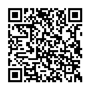 秦方的眼神顿时就略微有些凝滞了……这第二层二维码生成
