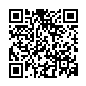 秦方自然不会忘记他手上还拿着半截的雕像二维码生成