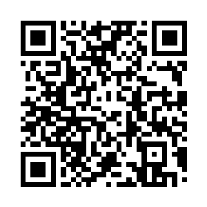 秦方虽然有点不满这里的宁静被打破了二维码生成