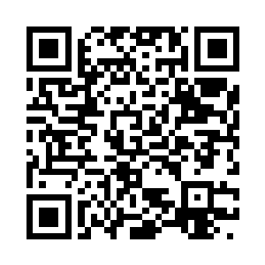 秦明月冲着欧阳志远竖起了大拇指道二维码生成