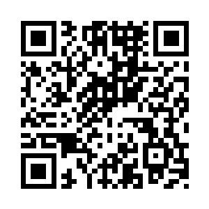 秦洛就请这个叫黄楚的男生帮忙带路二维码生成