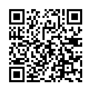 秦洛把手里的身份证递给面前的小帅哥二维码生成