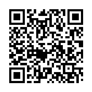 秦然现在对一切带小的字眼都觉得讨厌二维码生成