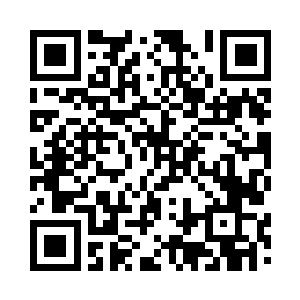 秦致眸光冷静的定格在叶妩的笑容上二维码生成