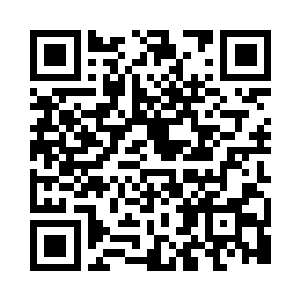 移开双手捧着她的娇红的脸庞加深这个吻二维码生成