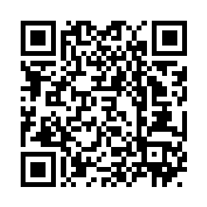程俊的目光里只有陪在皇贵妃身边的素惜二维码生成