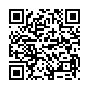 程珈澜抱着薄荷踏入工地外的豪华商务车二维码生成