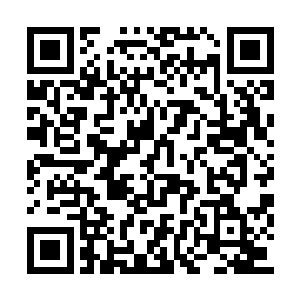 稍显诡异的是没有尸体――尸体都被唐劫摸走了二维码生成