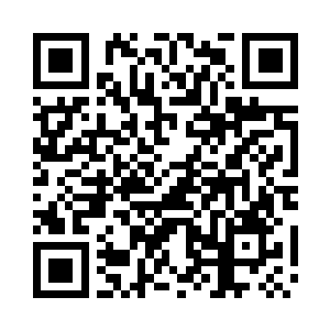 稳婆笑眯一双眼接过闻秀峻递来的红包二维码生成