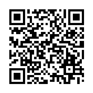 稳稳的停在三十号参赛弟子的咽喉处二维码生成