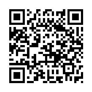 穿着一身黑衣的混血女人走下旋梯二维码生成