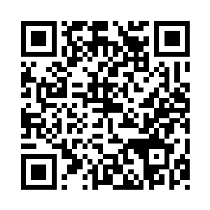 穿着衣服时的一些亲密碰触又算得了什么二维码生成