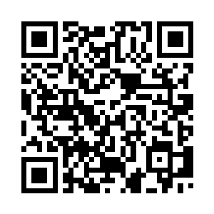 穿过城门守卫持刀挽箭的森严戒备二维码生成