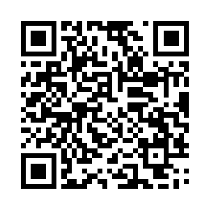 突然想起自己在那胖子身上收刮到了几张符纸二维码生成