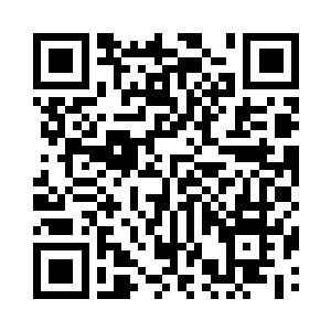 立刻从怀里掏出一锭碎银子扔进她的乳沟里二维码生成