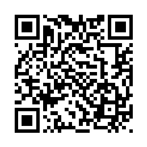 立刻就看见了会议桌上的一张照片二维码生成