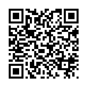 立刻朝扔汽油瓶的方向快速爬行过去二维码生成