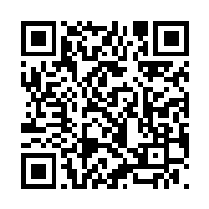 立马把手上的东西塞进后面侍卫的手里二维码生成