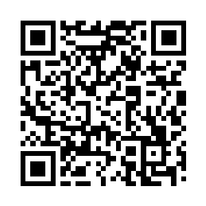 站在一旁为两人服务的法国管家是个识货的二维码生成