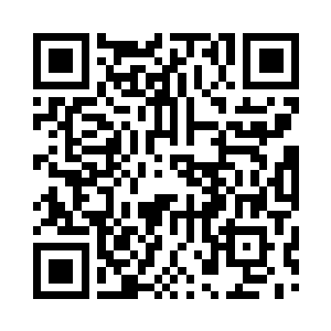 站在不远处的卡尔注意到了雨果的这个动作二维码生成