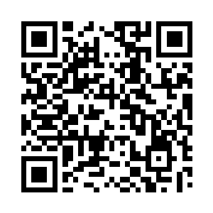 站在其中相隔对视的两人在天地间渺小如两点二维码生成