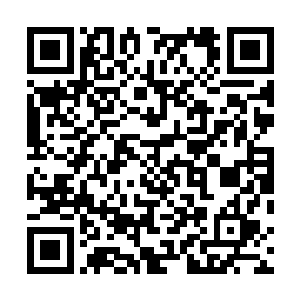 站在原地的陆阎王怎么一下子变成一名身穿宽大黑色衣袍二维码生成