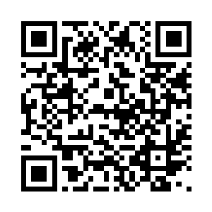 站在旁边的张瑞明显的就能够感觉到二维码生成