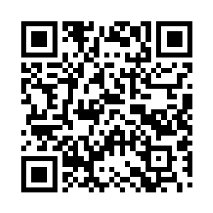 站在蔡大奎的身边直接拉升蔡大奎的形象二维码生成