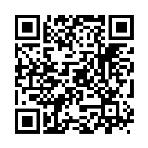 站起身看见还站在那里的黄伟忠说道二维码生成