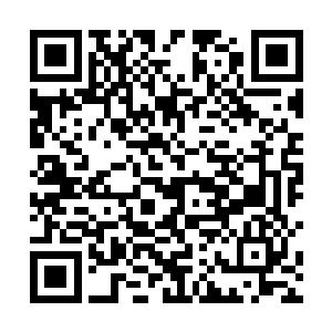 竟是如同闪电一样将那匣子从阿财靠着的地方拿了起来二维码生成