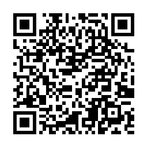 竟然发现对面的悍马越野竟然已经咆哮着朝他冲了过来二维码生成