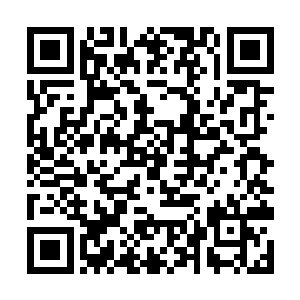 竟然没注意到花悠悠什么时候已经来到了她的另一边二维码生成