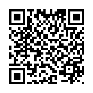 竟然被一个野蛮美女逼的走投无路二维码生成