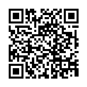 端到坐梧桐苑二楼临窗竹榻小檀几上二维码生成