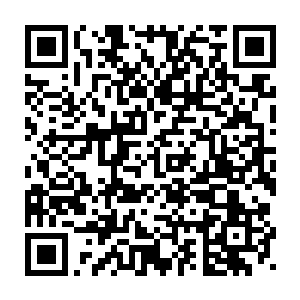 笑千剑瞪目结舌的么一大群论长相姿色气质都不亚于自己女儿的女子二维码生成