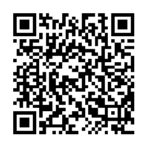 符胖子便是在叶莫的面前演示炼制九天惊雷的炼制过程二维码生成