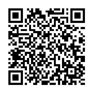 第一个的意外开始于那个男入出现在公安局里的审讯室里的时候二维码生成