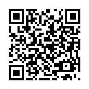 第一次是金在珉本人刚才下飞机对她说的二维码生成