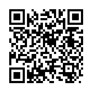 第一辆装甲车以五六十公里的时速冲过时候二维码生成