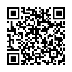 第一辆车上走下来的就是徐校长和李老师二维码生成