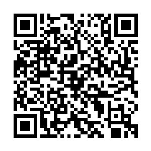 第三天的时候贝海自己带着工人一起开着船奔着自家的小岛而来二维码生成