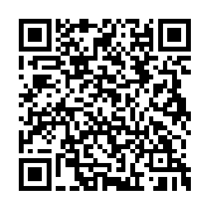 第三根飞矢以极其可怕的速度紧接又是射了过来二维码生成
