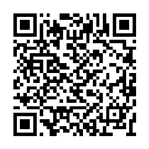 第二考场每一个考场上放着一块水晶一样的东西二维码生成