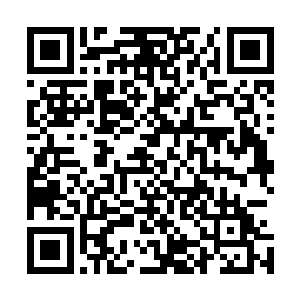 等张铁无声无息的来带四楼这边最后一间主人的房间的时候二维码生成