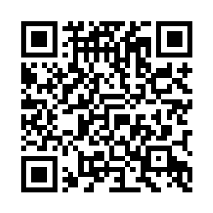 简直就仿佛是一座连绵不断的灰白色长城那样二维码生成
