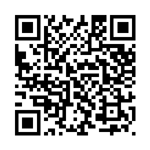 简而言之这套衣服如果换个人来穿二维码生成