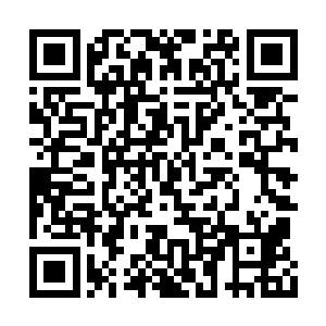 算上楼梯的坡度差不多就是三千米左右的下坡路二维码生成